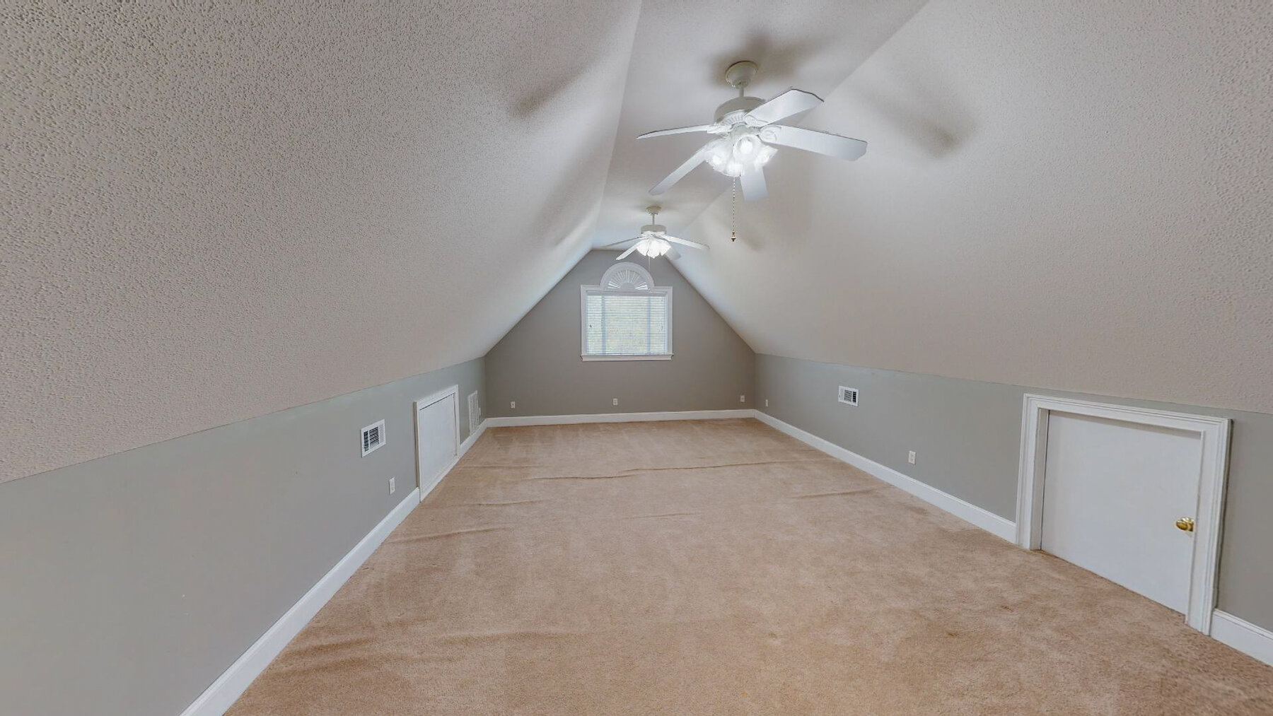 Image for Country Living in South Lowndes County: Home on 36.99 +/- Acres