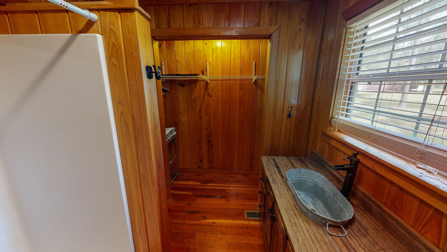 Image for Country Living in South Lowndes County: Home on 36.99 +/- Acres