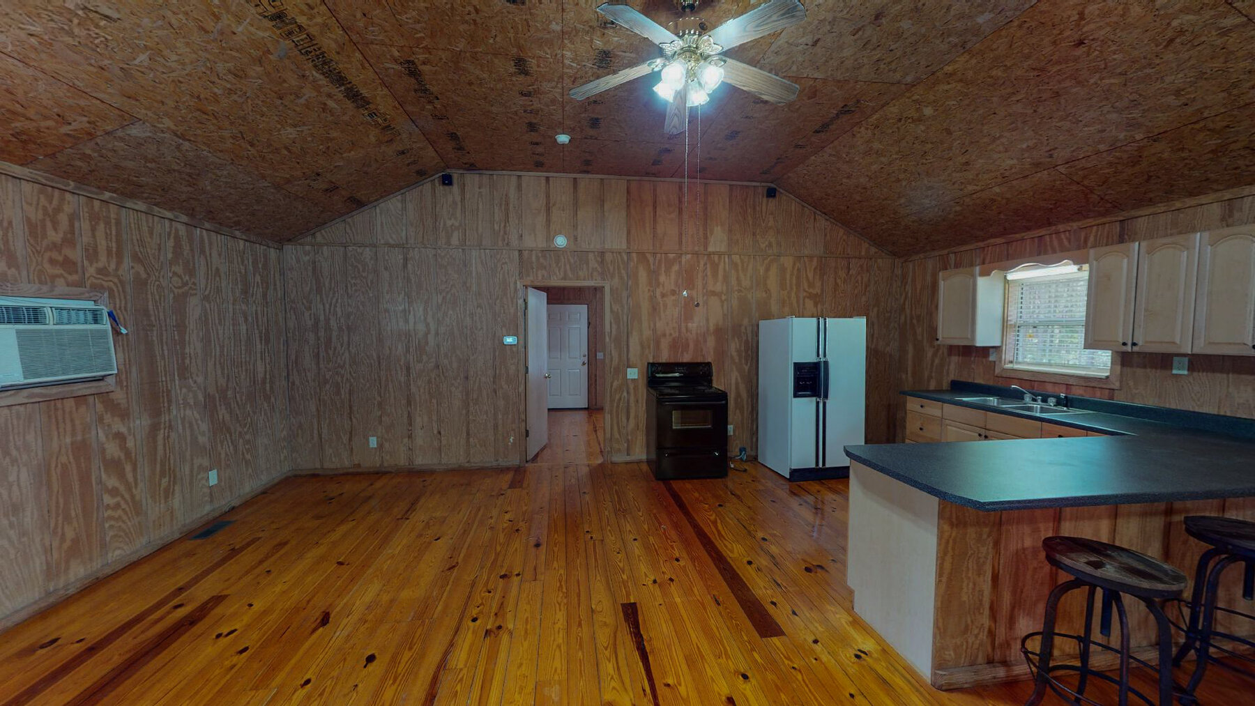 Image for Country Living in South Lowndes County: Home on 36.99 +/- Acres