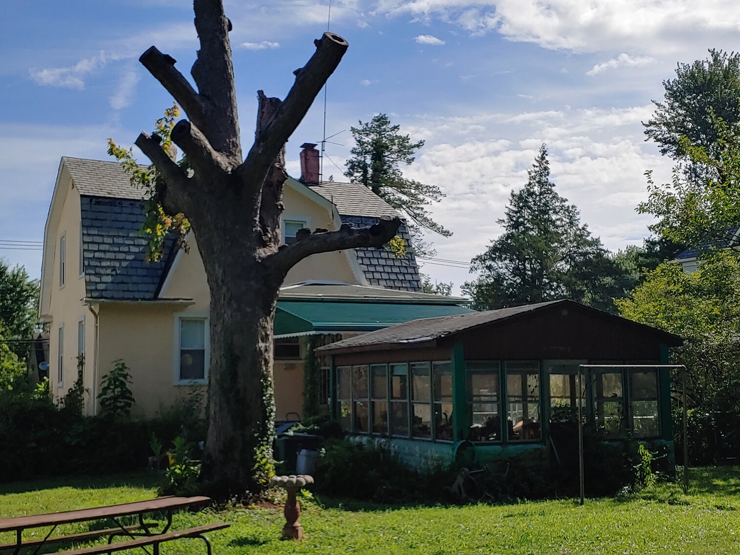 Image for 4 BR, 1.5 BA HOME W/ DET. GARAGE LARGE 1.01+/- ACRE LOT