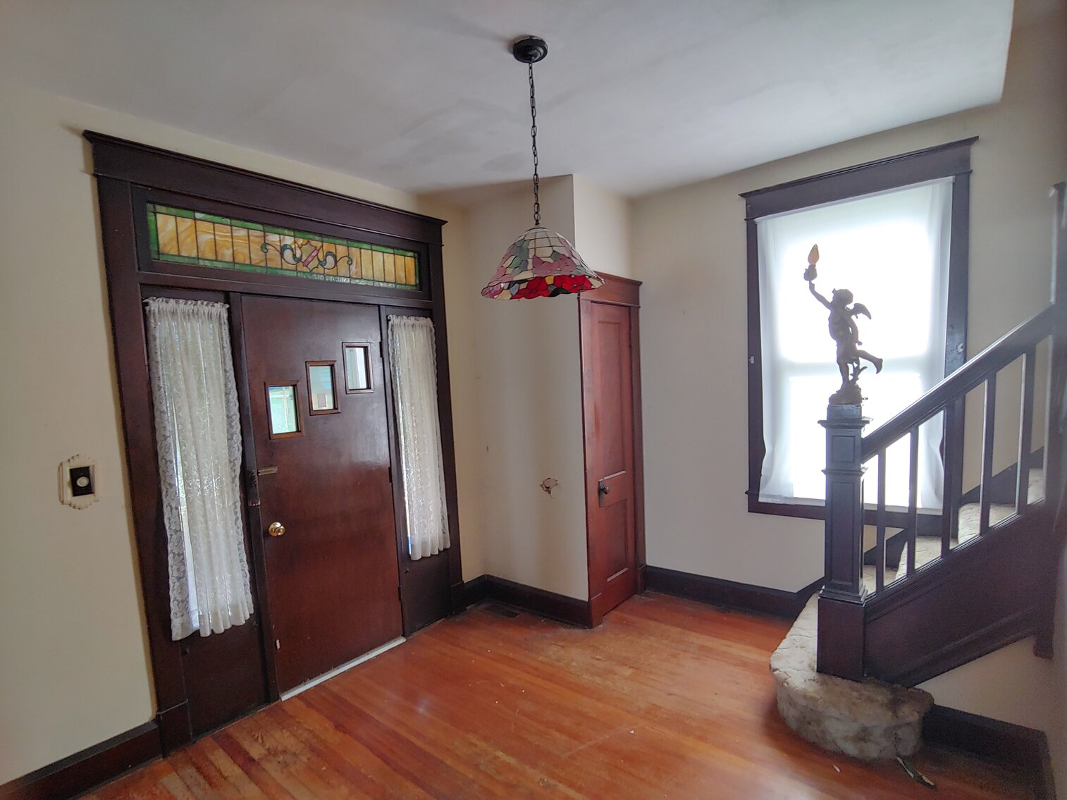 Image for 4 BR, 1.5 BA HOME W/ DET. GARAGE LARGE 1.01+/- ACRE LOT