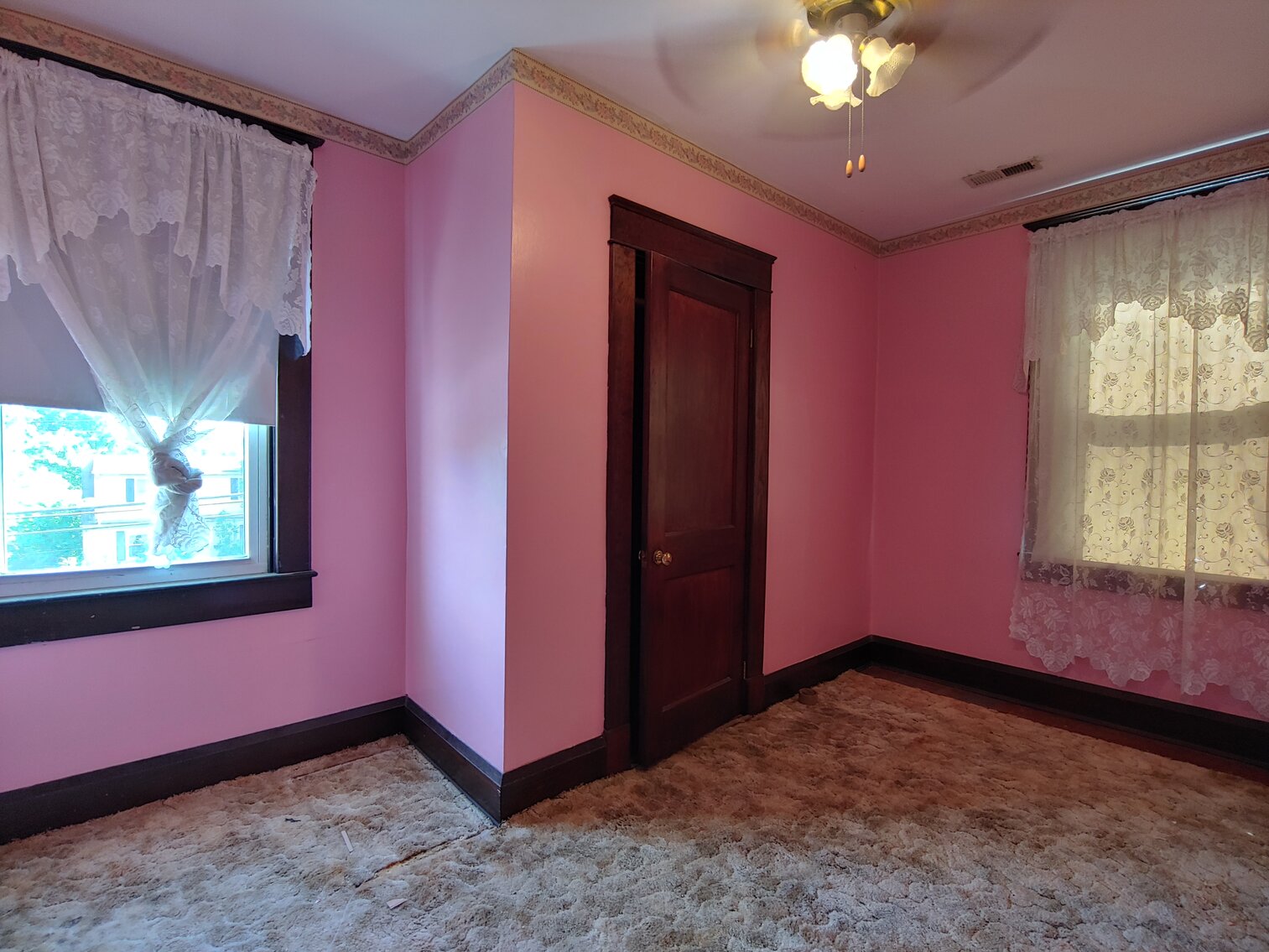 Image for 4 BR, 1.5 BA HOME W/ DET. GARAGE LARGE 1.01+/- ACRE LOT