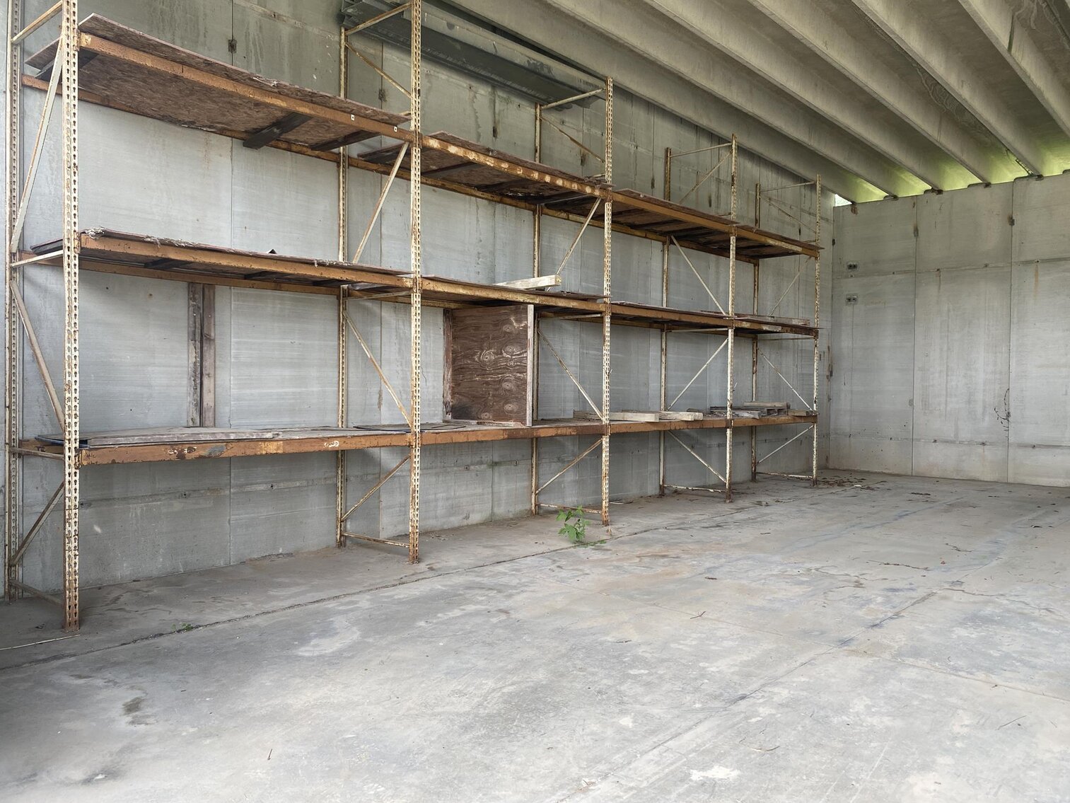 Image for SOLD $297,000 - 9.8 Acre Industrial Complex Selling to the Highest Bidder