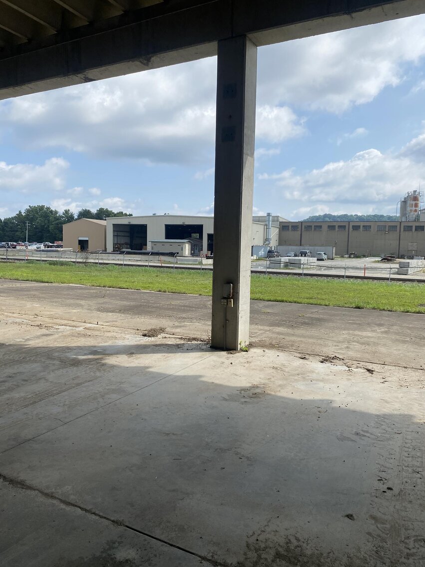 Image for SOLD $297,000 - 9.8 Acre Industrial Complex Selling to the Highest Bidder