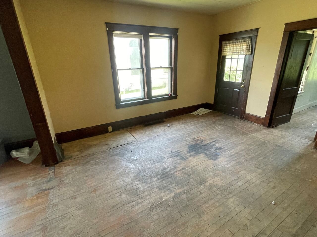 Image for CASH ONLY Real Estate Located at 19 5th Street Clintonville