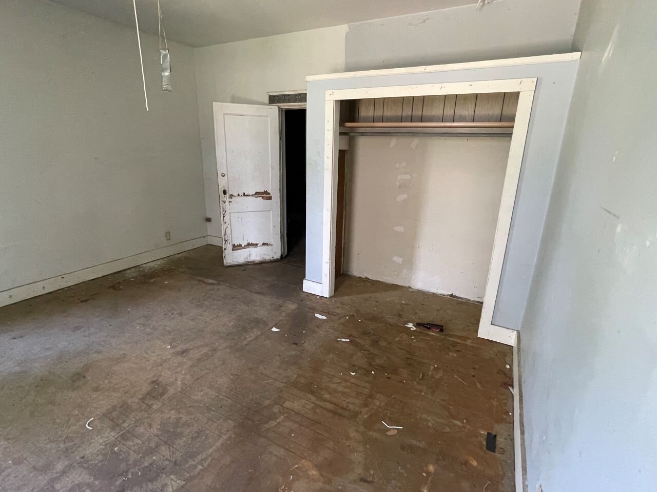 Image for CASH ONLY Real Estate Located at 19 5th Street Clintonville