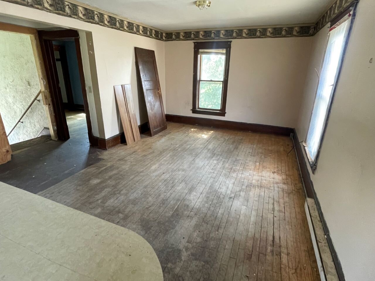 Image for CASH ONLY Real Estate Located at 19 5th Street Clintonville