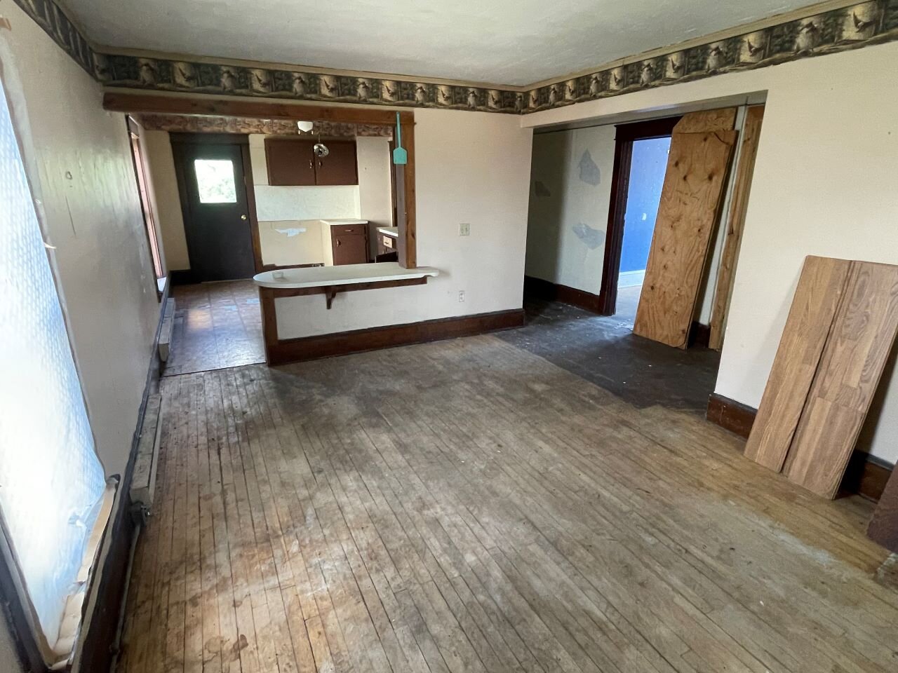 Image for CASH ONLY Real Estate Located at 19 5th Street Clintonville