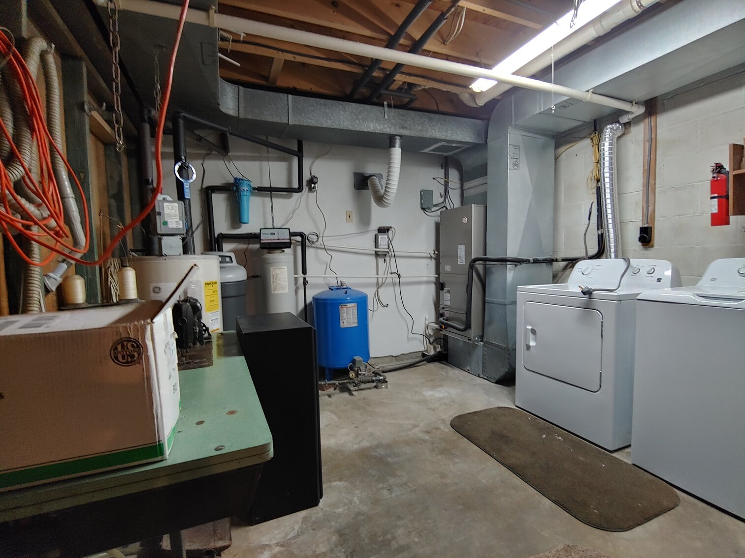 Image for 3 BR BRICK & VINYL SIDED SPLIT LEVEL HOME ON 0.57+/- AC W/ 18’ X 40’ INGROUND POOL; SALTWATER & FRESHWATER FISHING GEAR, 80+ HEAVY DUTY RODS & REELS, COLLECTIBLES, MEMORABILIA, FURNITURE & HOUSEHOLD ITEMS