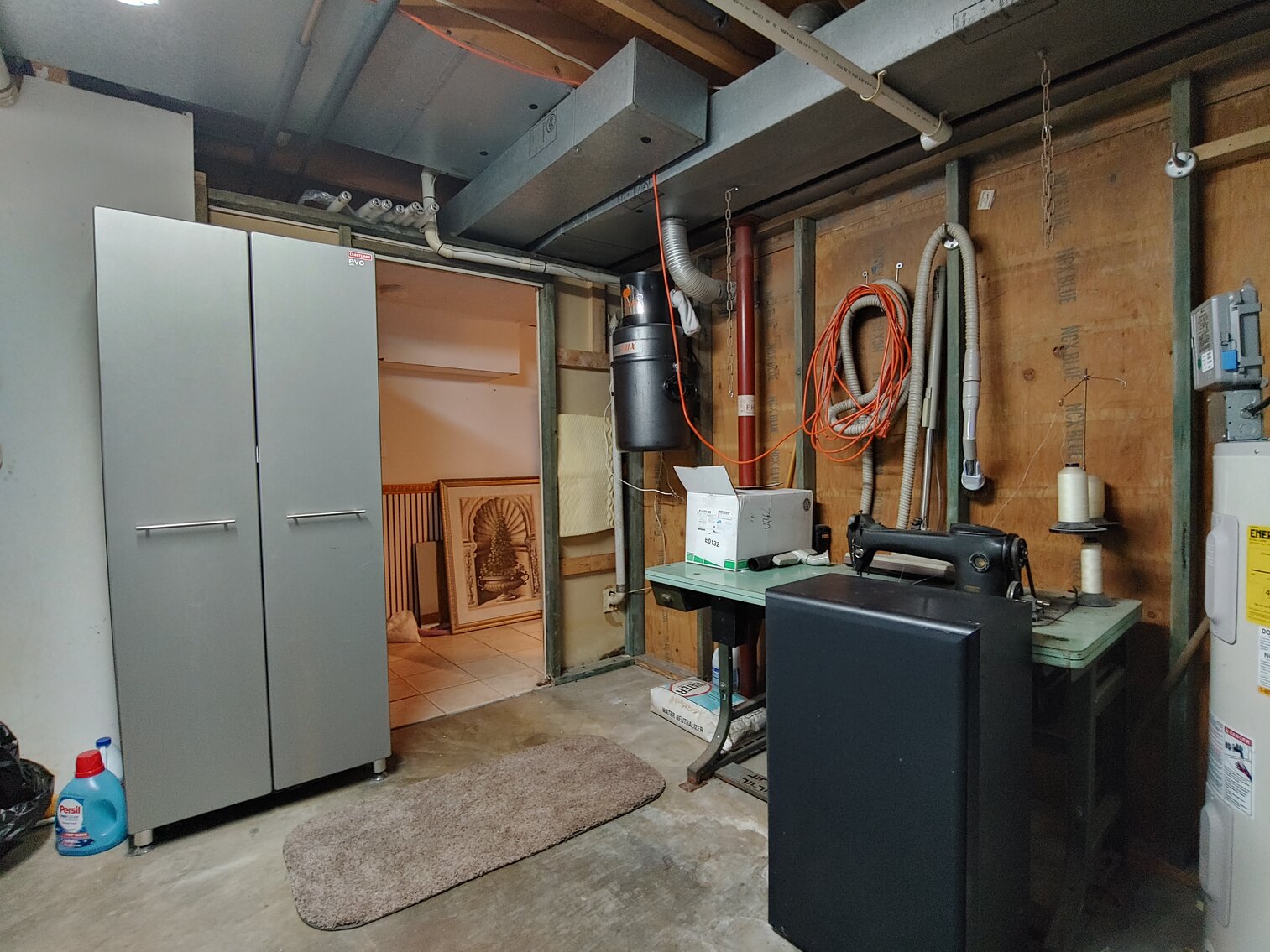 Image for 3 BR BRICK & VINYL SIDED SPLIT LEVEL HOME ON 0.57+/- AC W/ 18’ X 40’ INGROUND POOL; SALTWATER & FRESHWATER FISHING GEAR, 80+ HEAVY DUTY RODS & REELS, COLLECTIBLES, MEMORABILIA, FURNITURE & HOUSEHOLD ITEMS