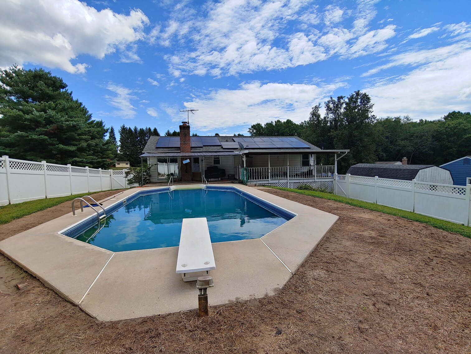 Image for 3 BR BRICK & VINYL SIDED SPLIT LEVEL HOME ON 0.57+/- AC W/ 18’ X 40’ INGROUND POOL; SALTWATER & FRESHWATER FISHING GEAR, 80+ HEAVY DUTY RODS & REELS, COLLECTIBLES, MEMORABILIA, FURNITURE & HOUSEHOLD ITEMS