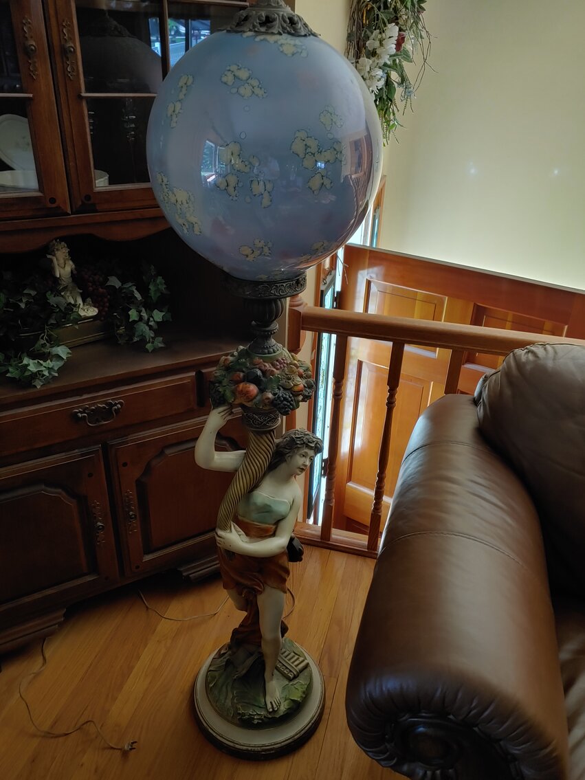 Image for 3 BR BRICK & VINYL SIDED SPLIT LEVEL HOME ON 0.57+/- AC W/ 18’ X 40’ INGROUND POOL; SALTWATER & FRESHWATER FISHING GEAR, 80+ HEAVY DUTY RODS & REELS, COLLECTIBLES, MEMORABILIA, FURNITURE & HOUSEHOLD ITEMS