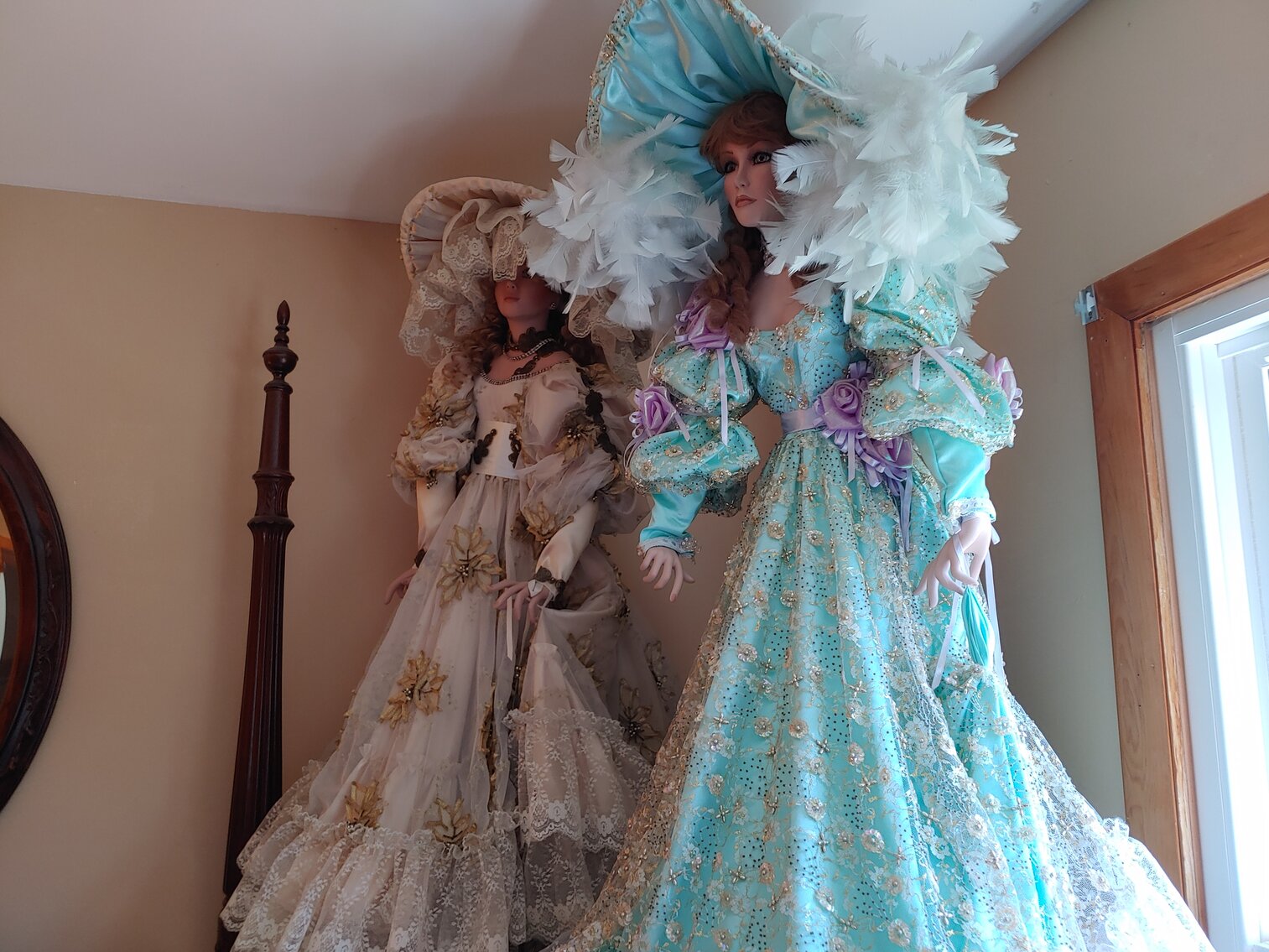 Image for 3 BR BRICK & VINYL SIDED SPLIT LEVEL HOME ON 0.57+/- AC W/ 18’ X 40’ INGROUND POOL; SALTWATER & FRESHWATER FISHING GEAR, 80+ HEAVY DUTY RODS & REELS, COLLECTIBLES, MEMORABILIA, FURNITURE & HOUSEHOLD ITEMS