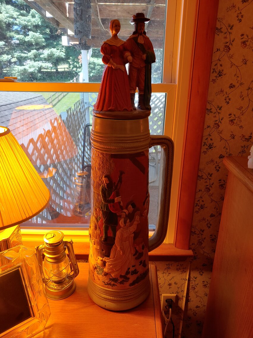 Image for 3 BR BRICK & VINYL SIDED SPLIT LEVEL HOME ON 0.57+/- AC W/ 18’ X 40’ INGROUND POOL; SALTWATER & FRESHWATER FISHING GEAR, 80+ HEAVY DUTY RODS & REELS, COLLECTIBLES, MEMORABILIA, FURNITURE & HOUSEHOLD ITEMS