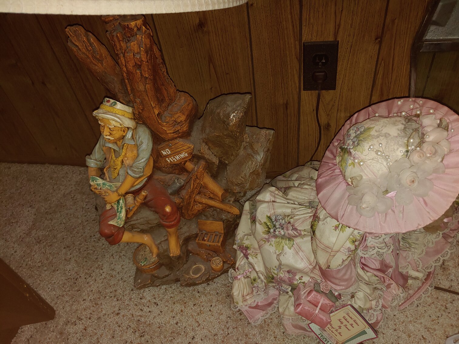 Image for 3 BR BRICK & VINYL SIDED SPLIT LEVEL HOME ON 0.57+/- AC W/ 18’ X 40’ INGROUND POOL; SALTWATER & FRESHWATER FISHING GEAR, 80+ HEAVY DUTY RODS & REELS, COLLECTIBLES, MEMORABILIA, FURNITURE & HOUSEHOLD ITEMS