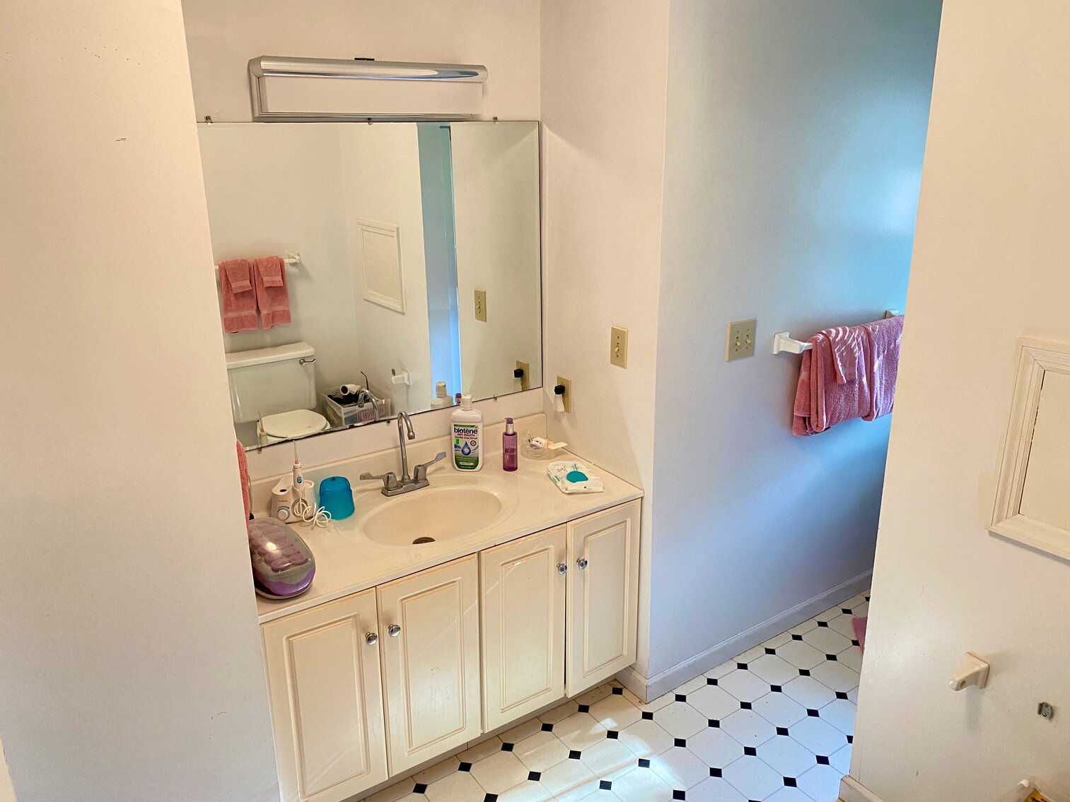 Image for 4 BR/4 BA Home on .4 +/- Acre Lot in Downtown Front Royal, VA--Zoned Commercial (C-1)