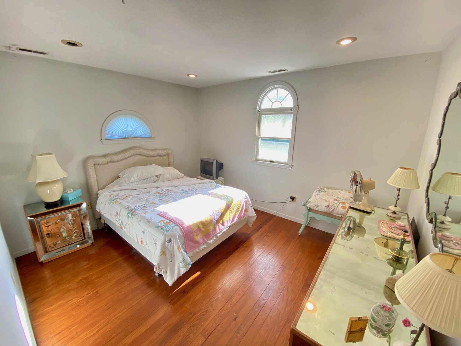 Image for 4 BR/4 BA Home on .4 +/- Acre Lot in Downtown Front Royal, VA--Zoned Commercial (C-1)