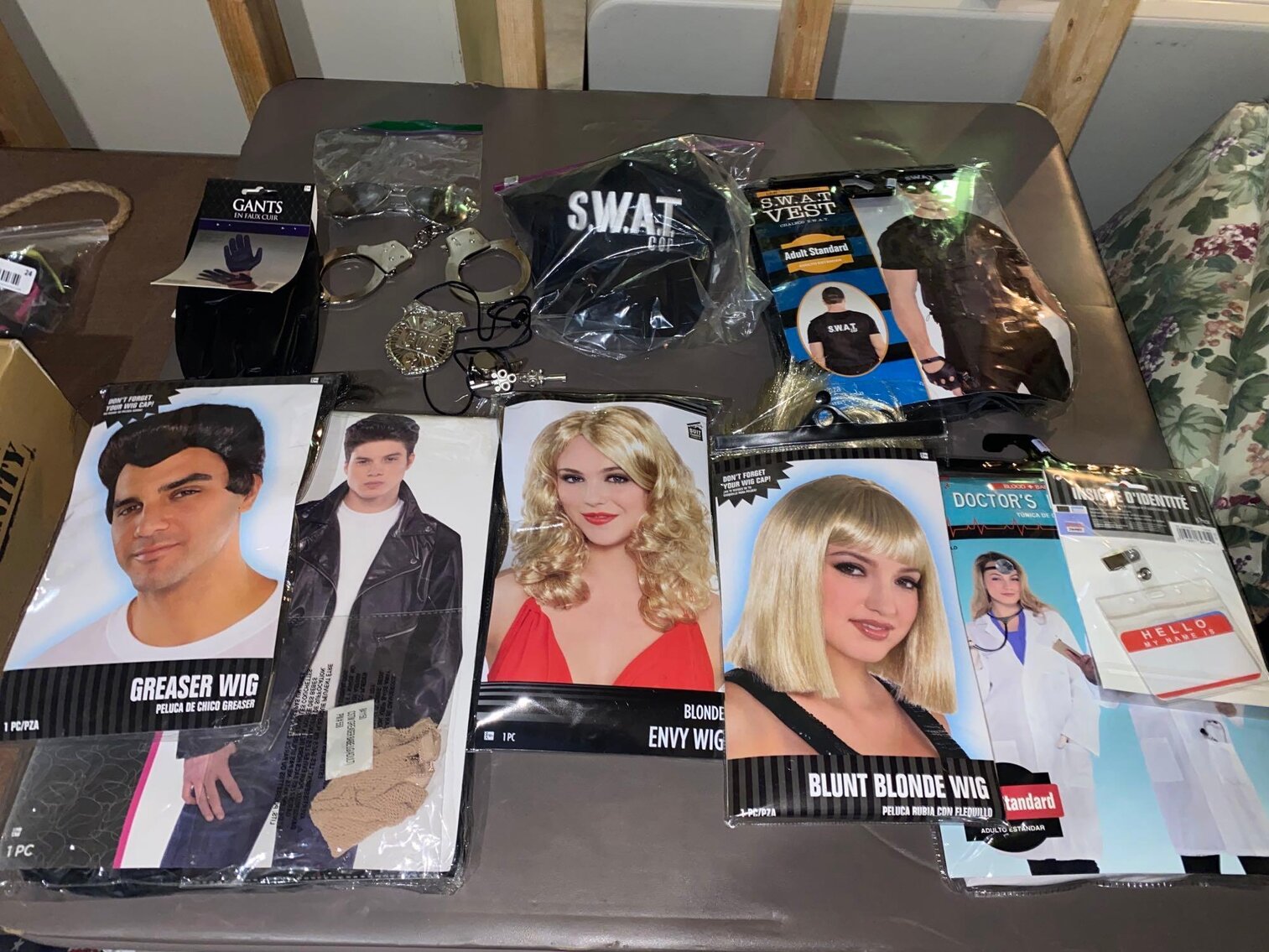 Image for Ford Edge, Electronics, Furniture, Home Decor, Outdoor Items, Tools/Auto Items, Comic Books (Weckerly)