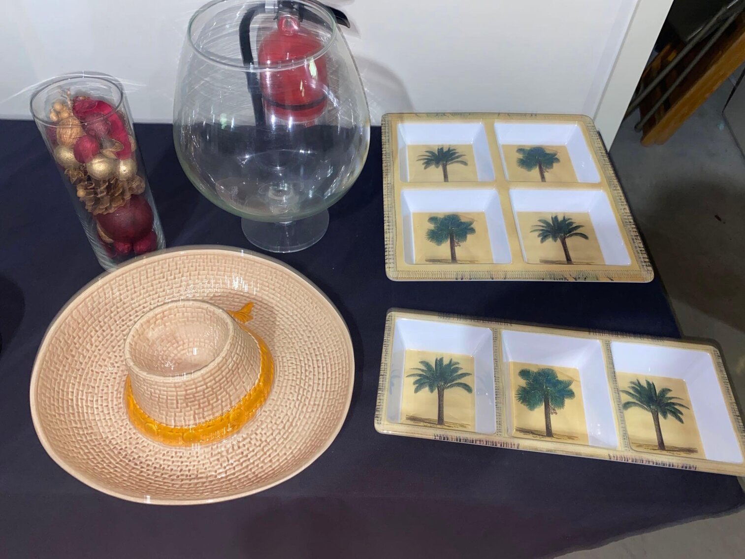 Image for Ford Edge, Electronics, Furniture, Home Decor, Outdoor Items, Tools/Auto Items, Comic Books (Weckerly)