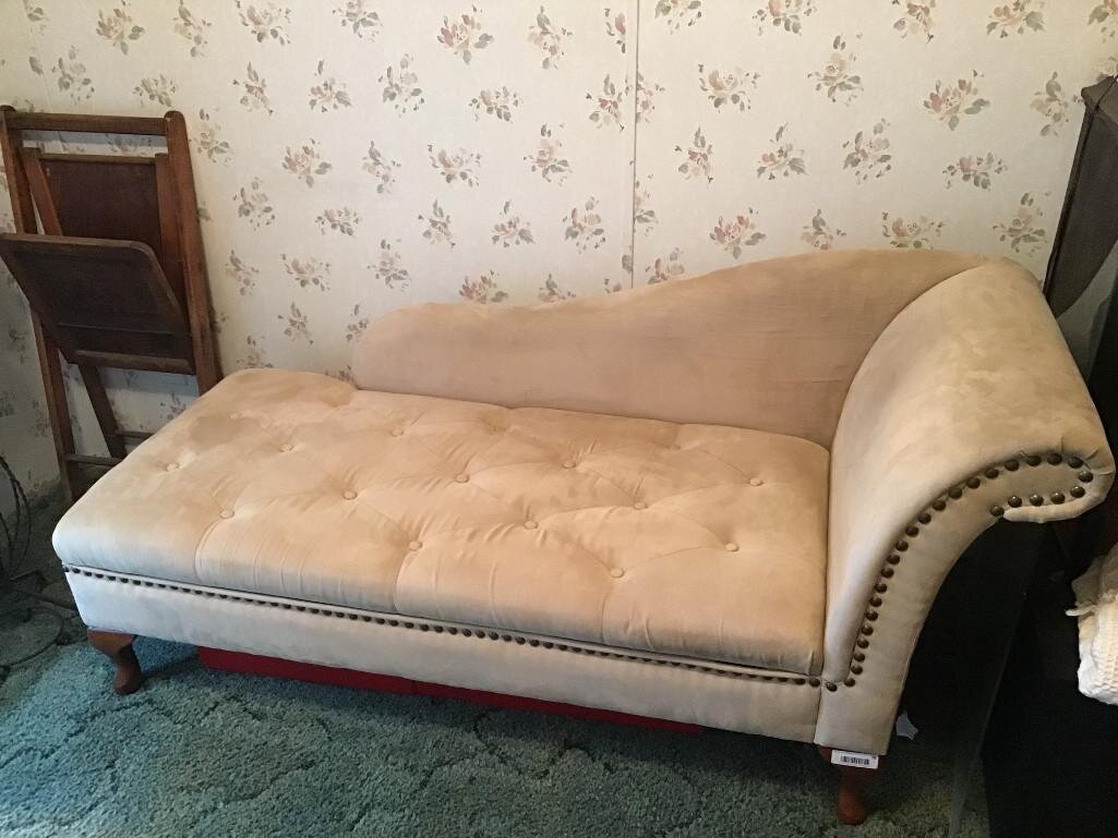 Image for Ford Edge, Electronics, Furniture, Home Decor, Outdoor Items, Tools/Auto Items, Comic Books (Weckerly)