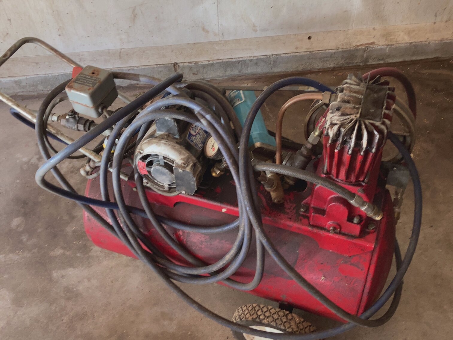 Air Compressor 