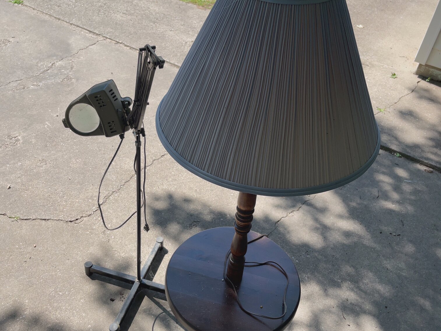 Magnifying Light and Floor Lamp