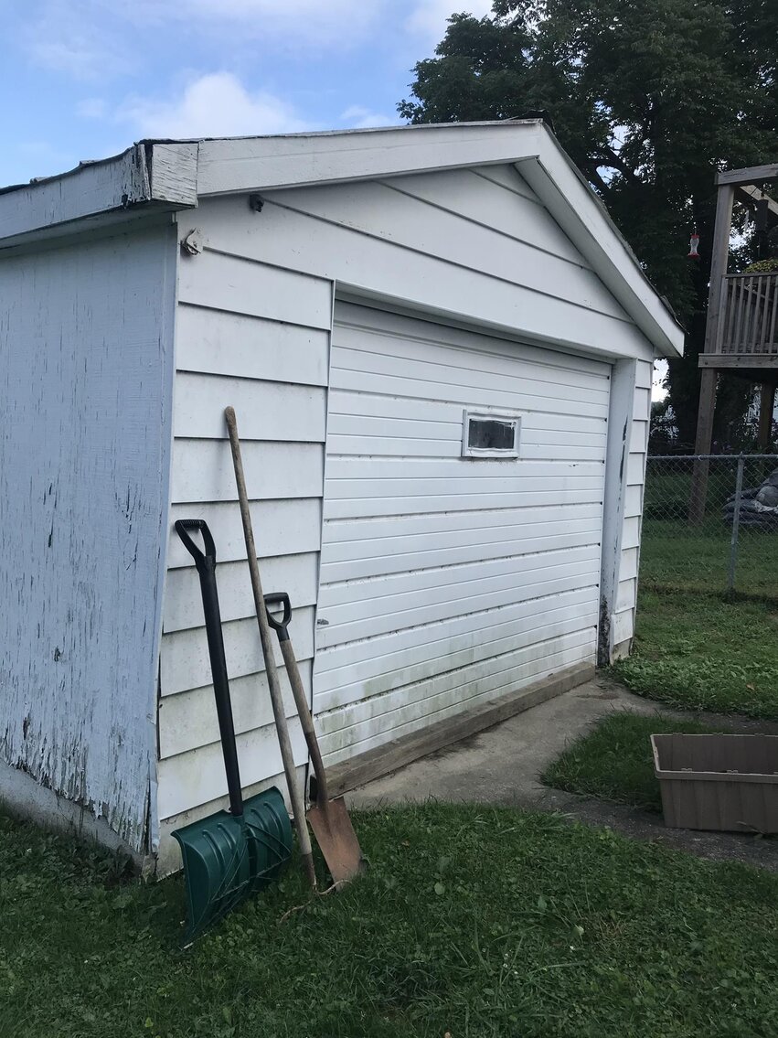 Image for SOLD $55,000 - 3 Bedroom Oak Hill Home