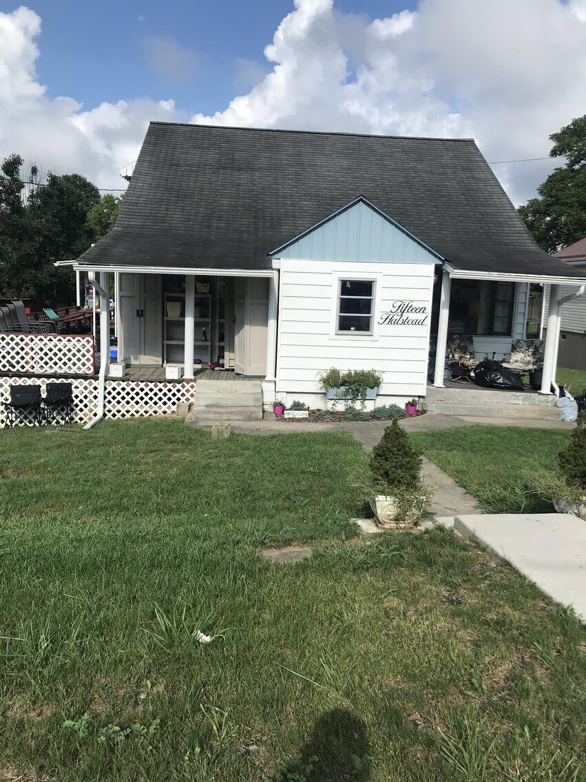 Image for SOLD $55,000 - 3 Bedroom Oak Hill Home