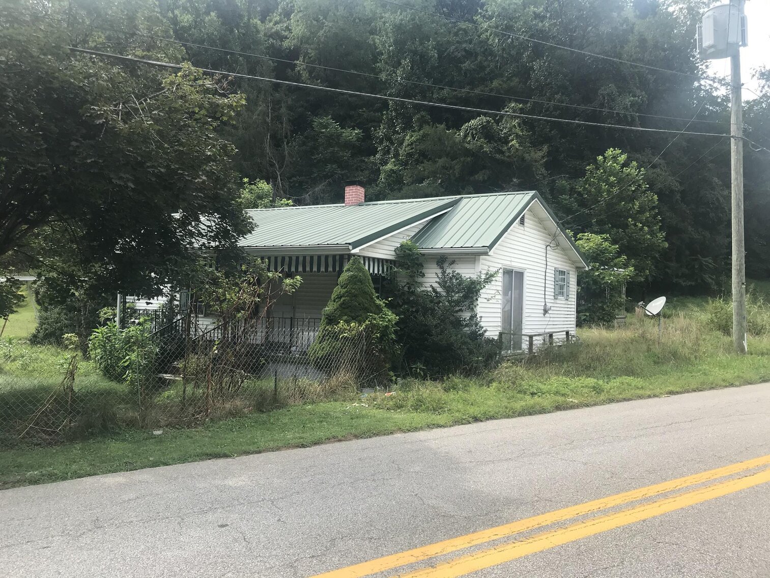 Image for SOLD $17,600 - 2 Bedroom Project Home Selling to the Highest Bidder