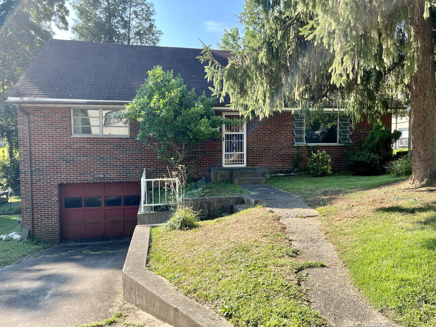 Image for SOLD $85,250 - 4-Bedroom Brick Home