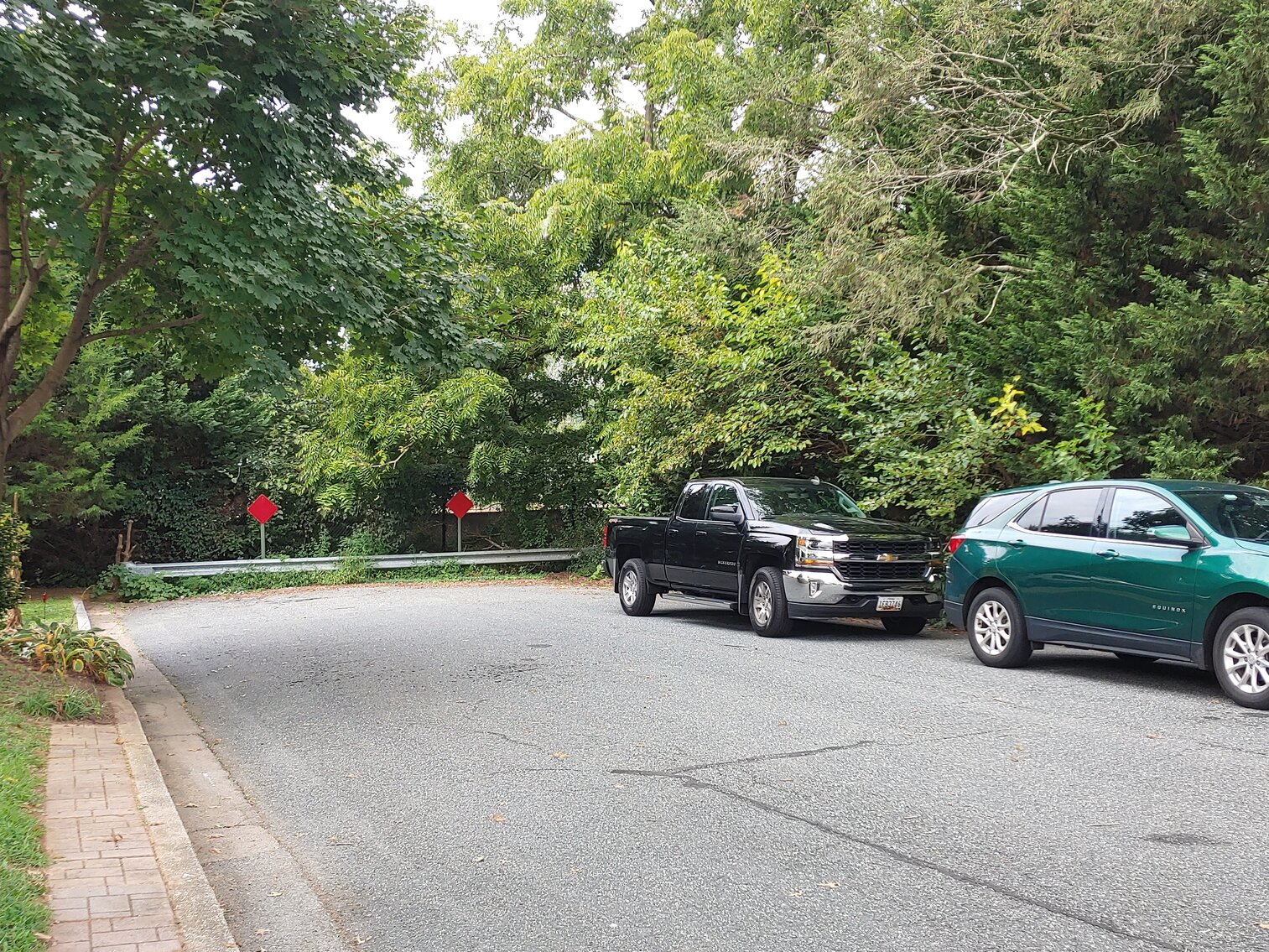 Image for 4 BR, 3 BA BRICK & VINYL SIDED HOME W/ ATT. GARAGE & DET. COMMERCIAL GARAGE W/ OVERSIZED ENTRANCE DOORS ON 0.48+/- ACRES