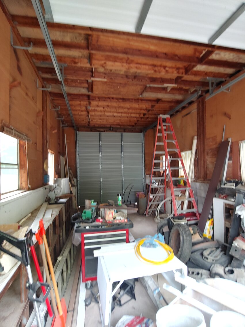 Image for 4 BR, 3 BA BRICK & VINYL SIDED HOME W/ ATT. GARAGE & DET. COMMERCIAL GARAGE W/ OVERSIZED ENTRANCE DOORS ON 0.48+/- ACRES