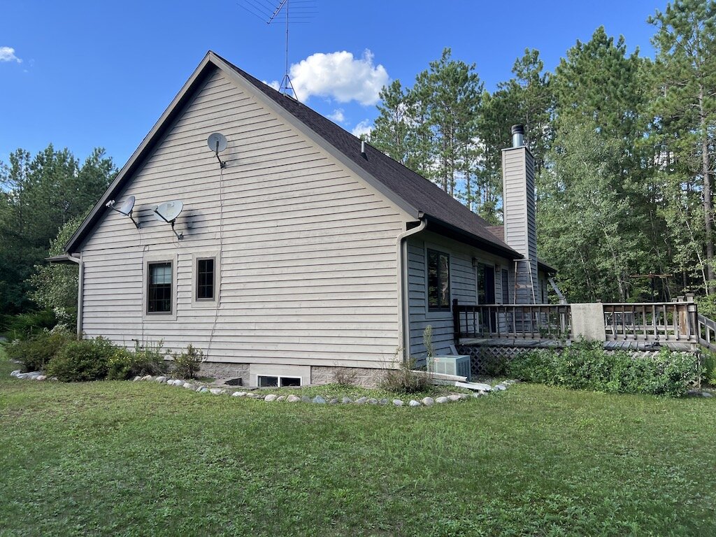 Image for Lac Du Flambeau Real-Estate Auction ** Beautiful Exclusive Home with 8 +/- Acres!