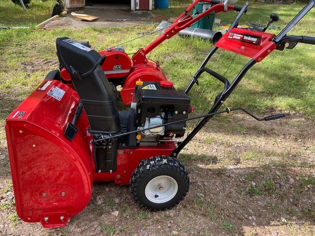 Image for Hazelhurst Estate Auction! Skidsteer, Trailer, Tools, Guns, Home Contents & More!
