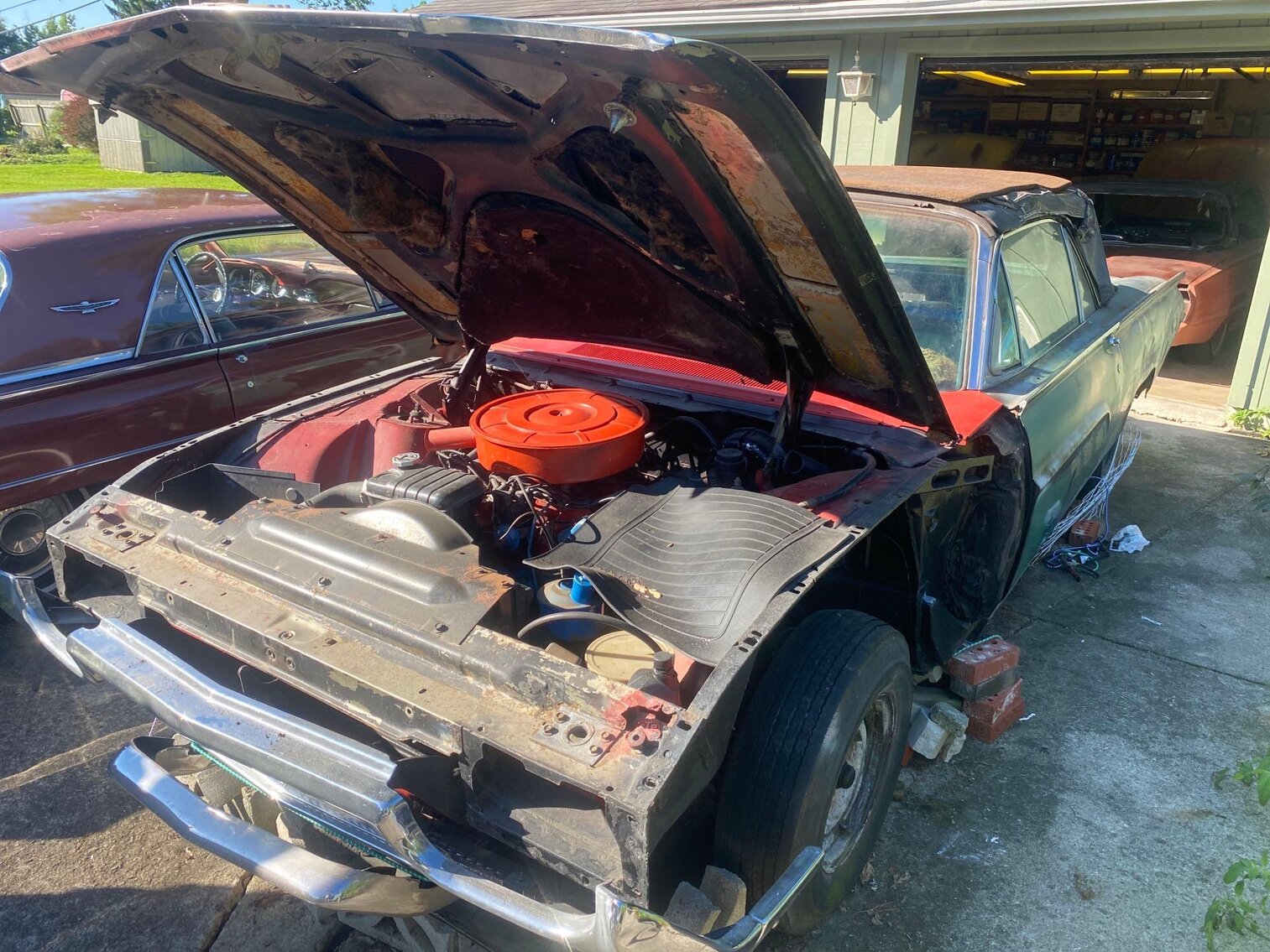 Image for (4) Thunderbirds, Parts, Accessories - All As 1 Bulk Lot (Radford)