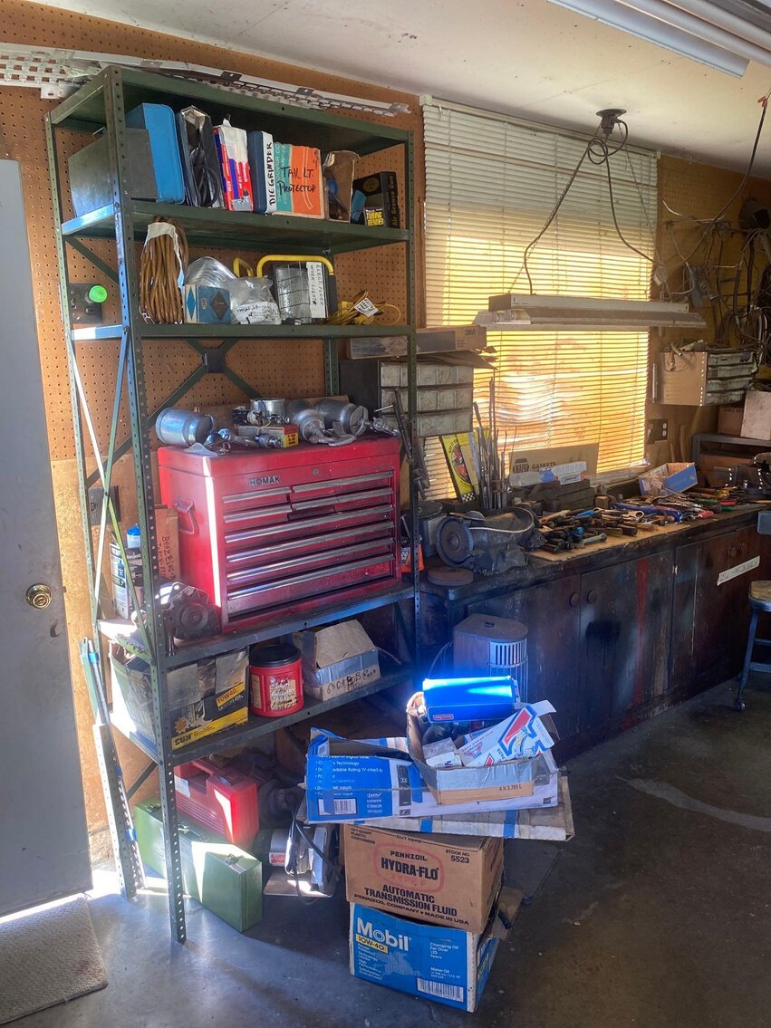 Image for (4) Thunderbirds, Parts, Accessories - All As 1 Bulk Lot (Radford)