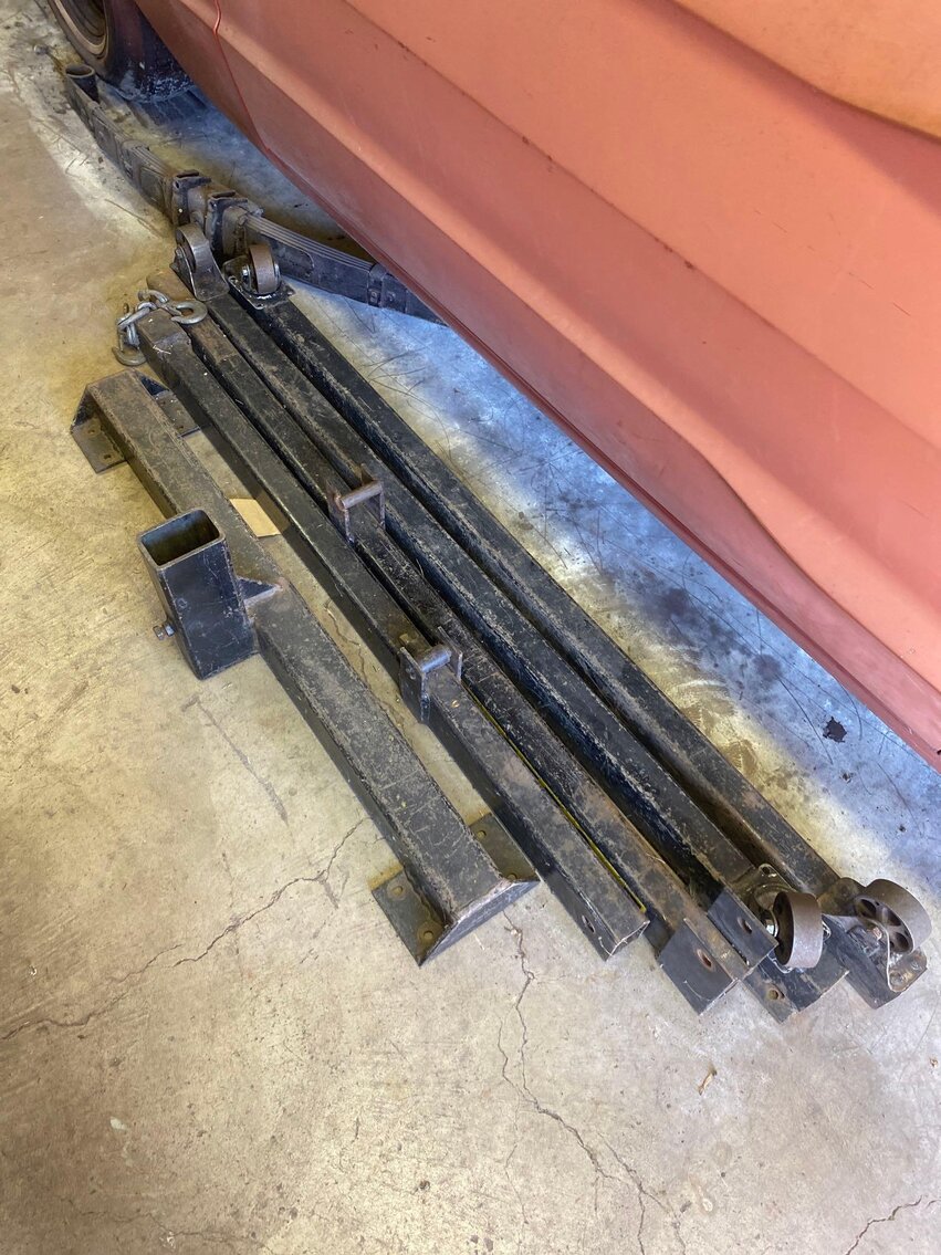 Image for (4) Thunderbirds, Parts, Accessories - All As 1 Bulk Lot (Radford)