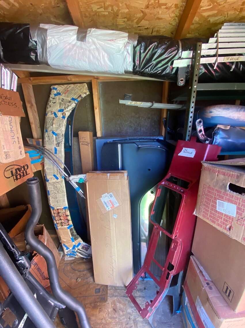 Image for (4) Thunderbirds, Parts, Accessories - All As 1 Bulk Lot (Radford)