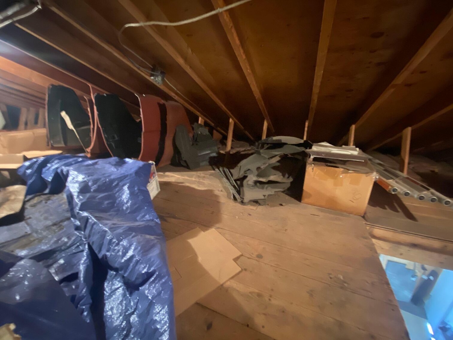 Image for (4) Thunderbirds, Parts, Accessories - All As 1 Bulk Lot (Radford)