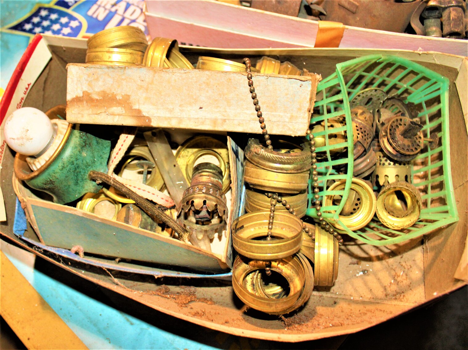 Image for HUGE ANTIQUE ESTATE AUCTION