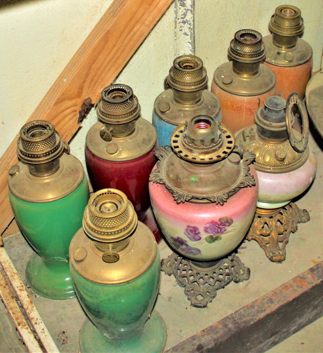 Image for HUGE ANTIQUE ESTATE AUCTION