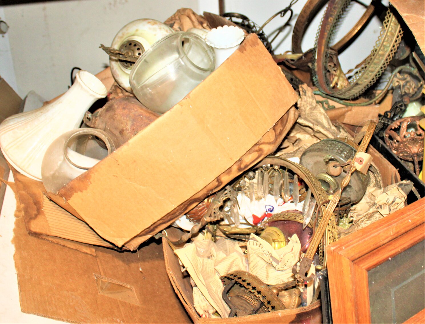 Image for HUGE ANTIQUE ESTATE AUCTION