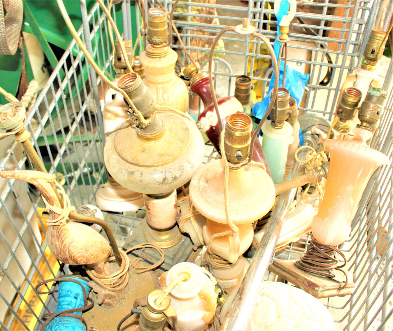 Image for HUGE ANTIQUE ESTATE AUCTION