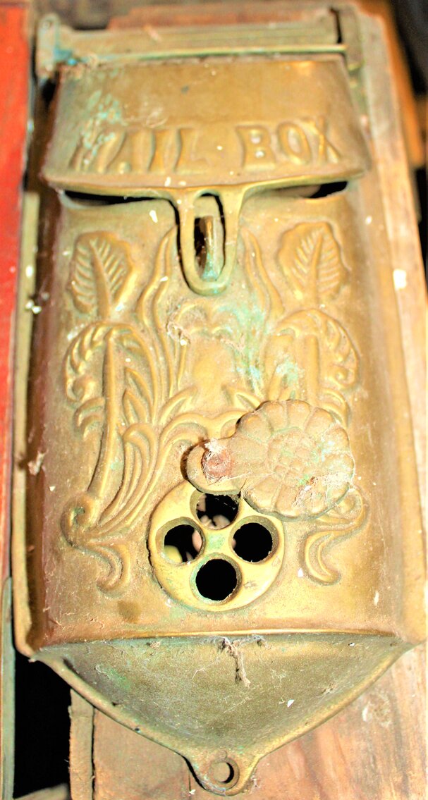 Image for HUGE ANTIQUE ESTATE AUCTION