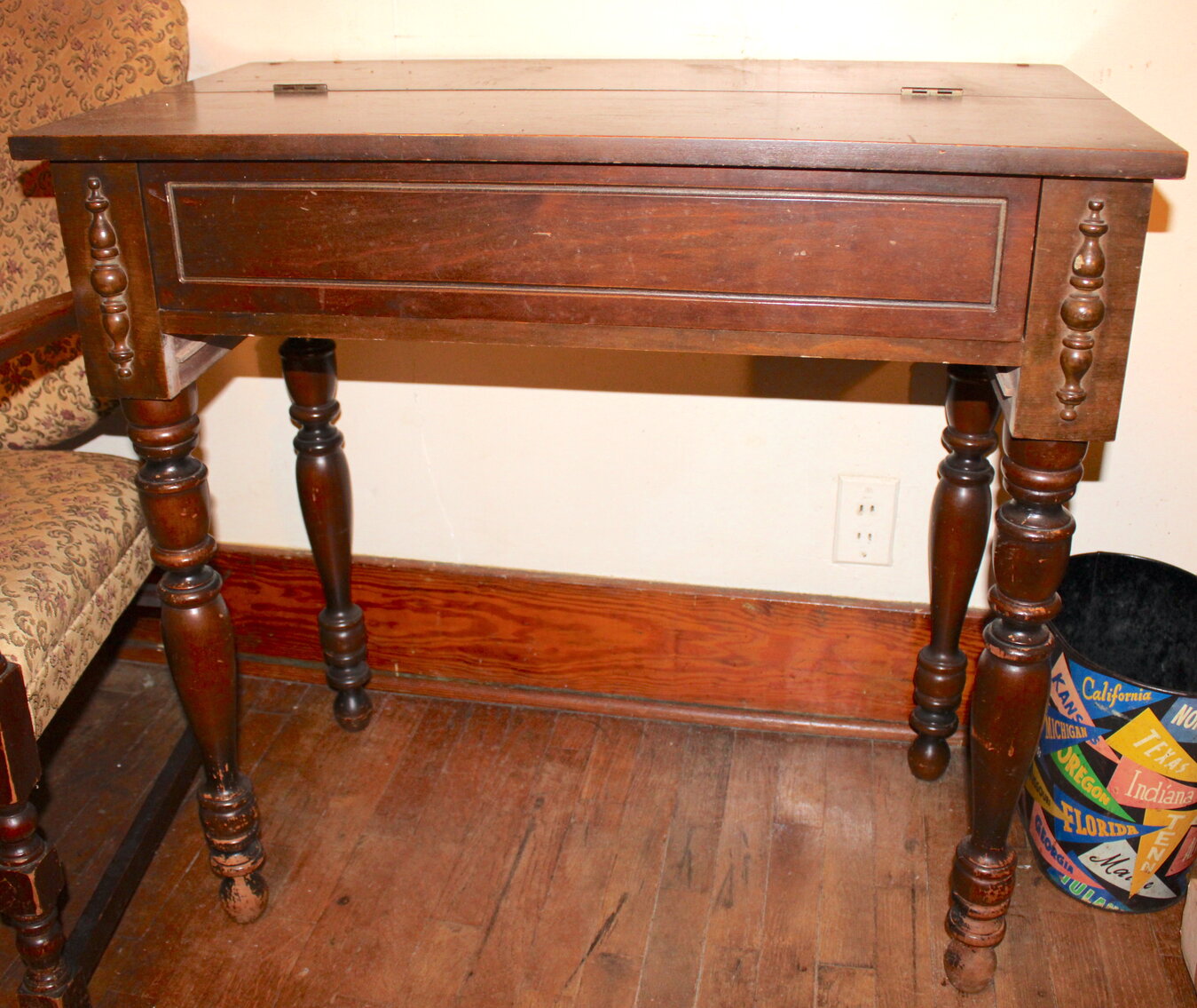 Image for TIME CAPSULE ESTATE AUCTION