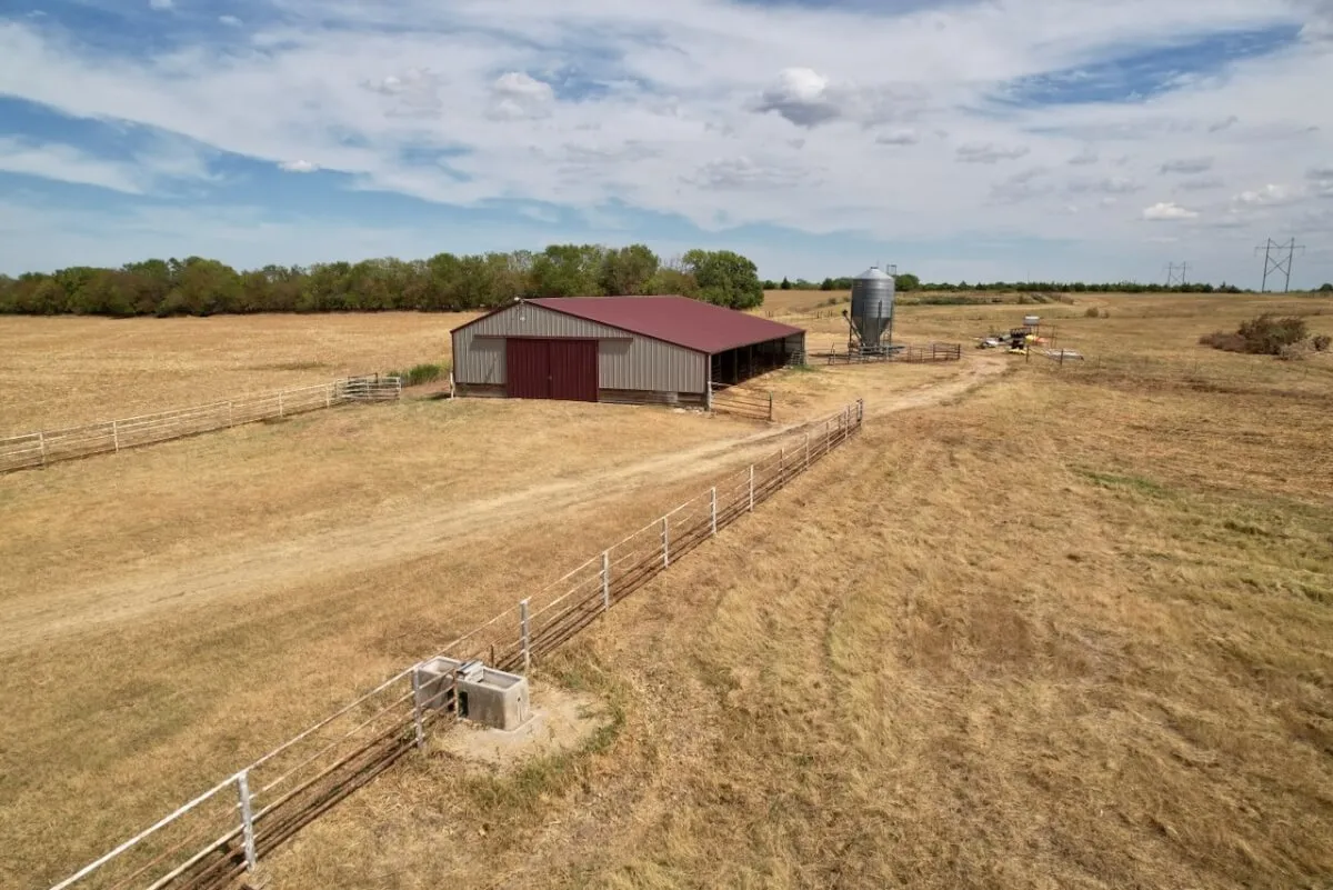 (2) 40 Acre Land Tracts Southeast of Augusta in Butler County, Kansas – Barn, Pens, Water, & Electric photo 1