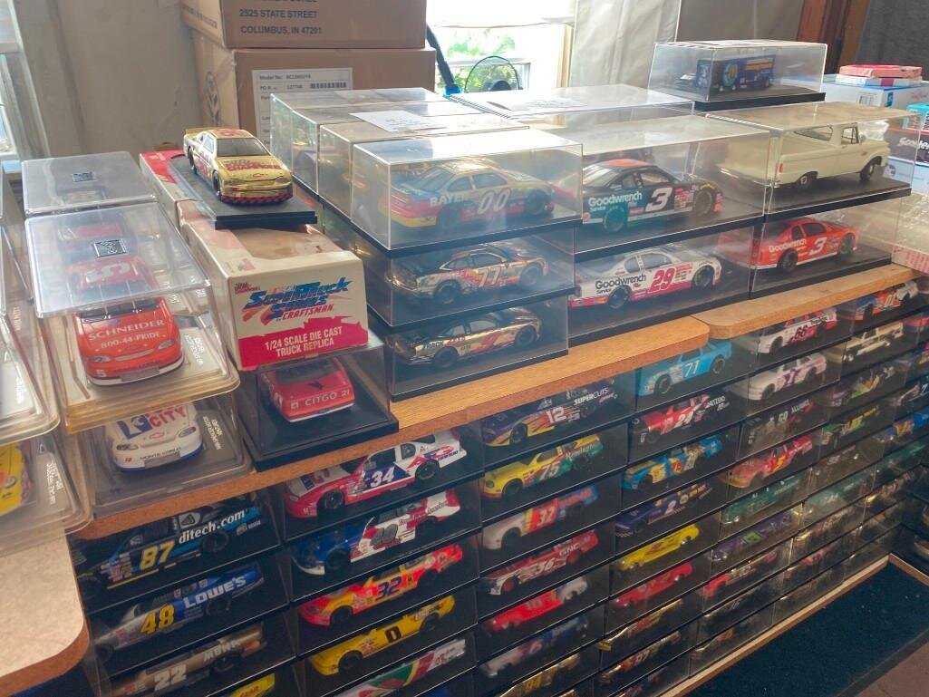 Image for NASCAR Collection, 2500+/- Diecasts, Posters, NASCAR Sheet Metal - All As 1 Bulk Lot (Maple)