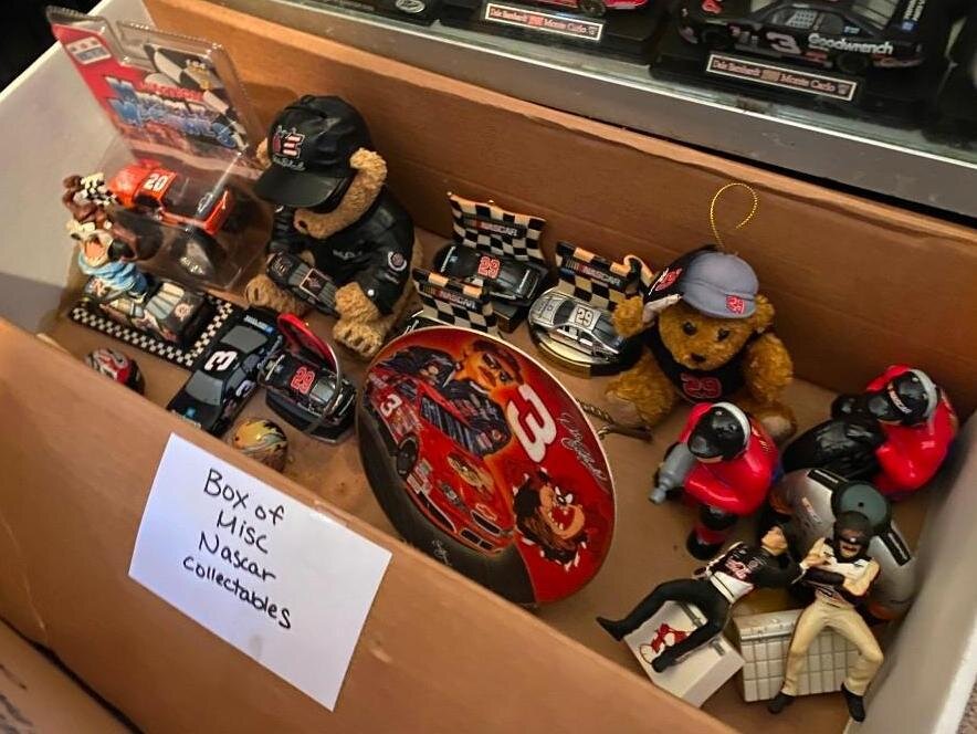 Image for NASCAR Collection, 2500+/- Diecasts, Posters, NASCAR Sheet Metal - All As 1 Bulk Lot (Maple)