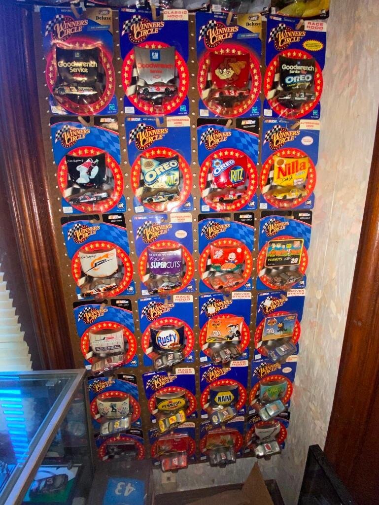 Image for NASCAR Collection, 2500+/- Diecasts, Posters, NASCAR Sheet Metal - All As 1 Bulk Lot (Maple)