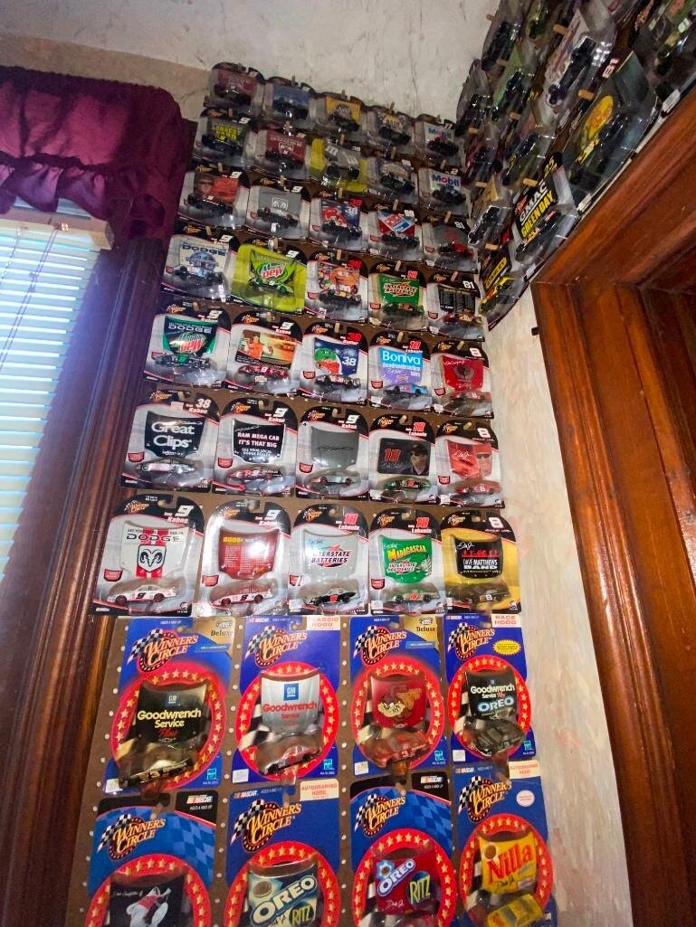 Image for NASCAR Collection, 2500+/- Diecasts, Posters, NASCAR Sheet Metal - All As 1 Bulk Lot (Maple)